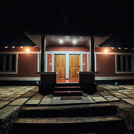 Mahout Resort Wayanad - An Experiential Jungle Stay With Waterfall Kalpetta Exterior photo