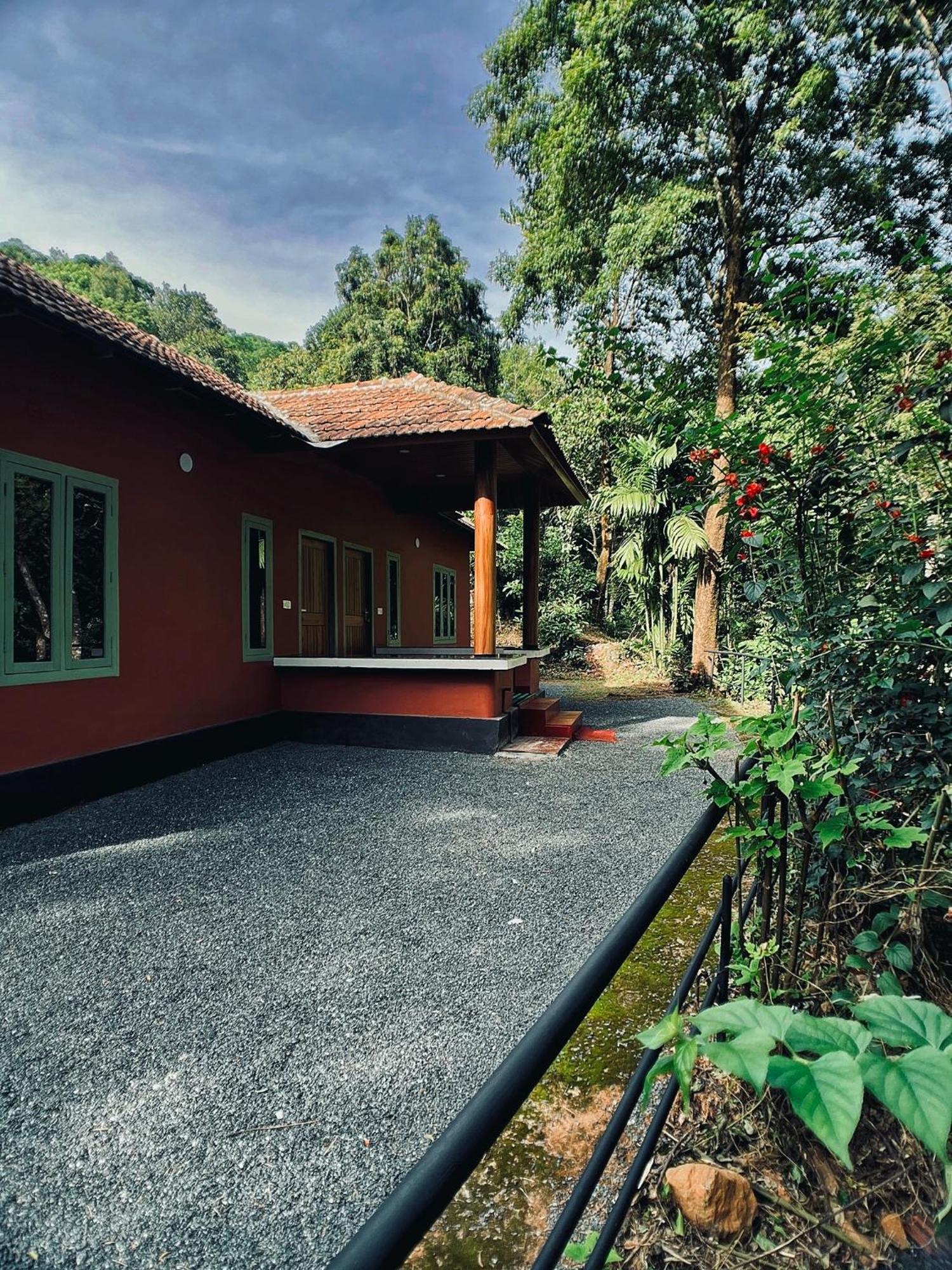 Mahout Resort Wayanad - An Experiential Jungle Stay With Waterfall Kalpetta Exterior photo